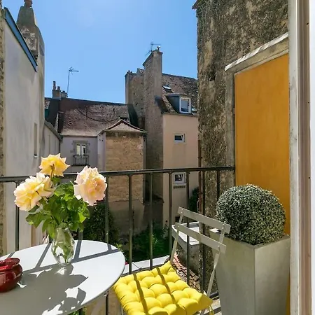 Le St Nicolas, Au Coeur Du Centre Historique * Ντιζόν