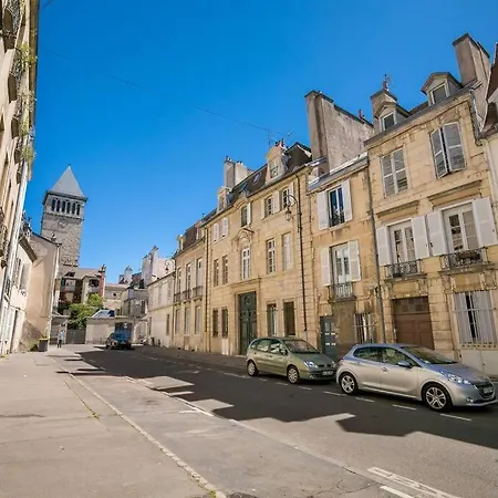 Le St Nicolas, Au Coeur Du Centre Historique